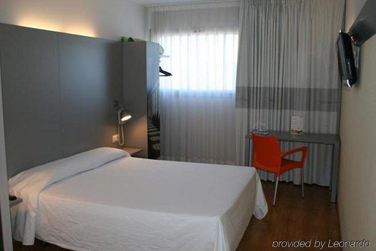 B&B Hotel Girona 2 Salt Room photo