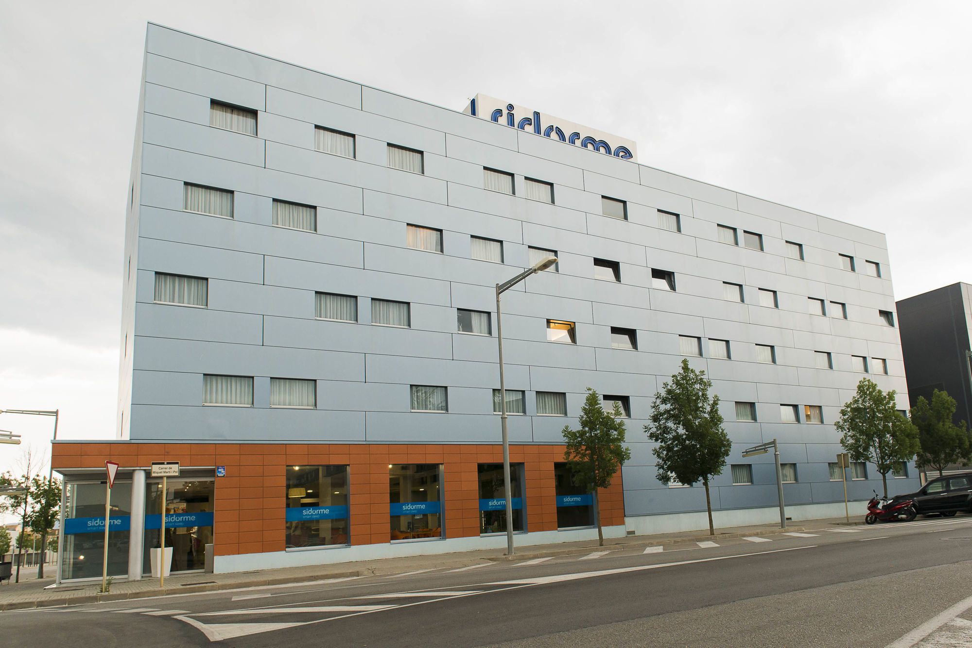B&B Hotel Girona 2 Salt Exterior photo